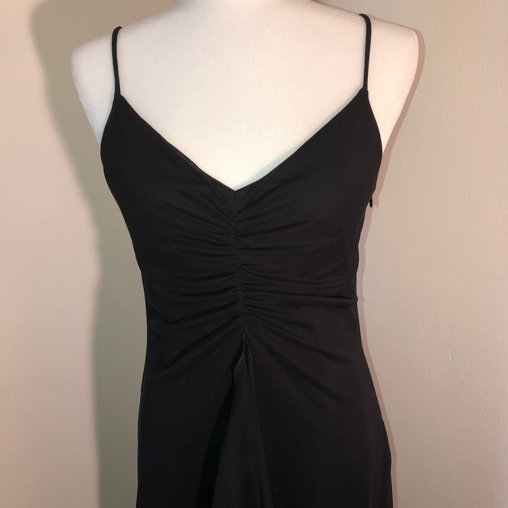 Size 4 jumpsuit - Picture 2 of 8